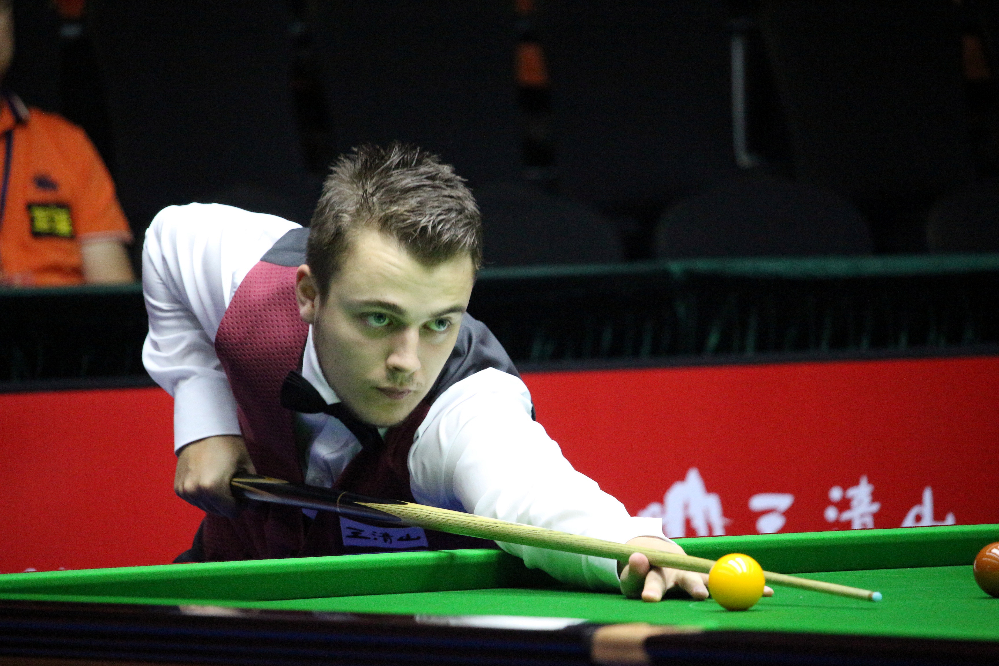 法国同样是 法国同样是